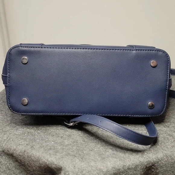 Miztique Weave Navy Tote Bag - Picture 8 of 9